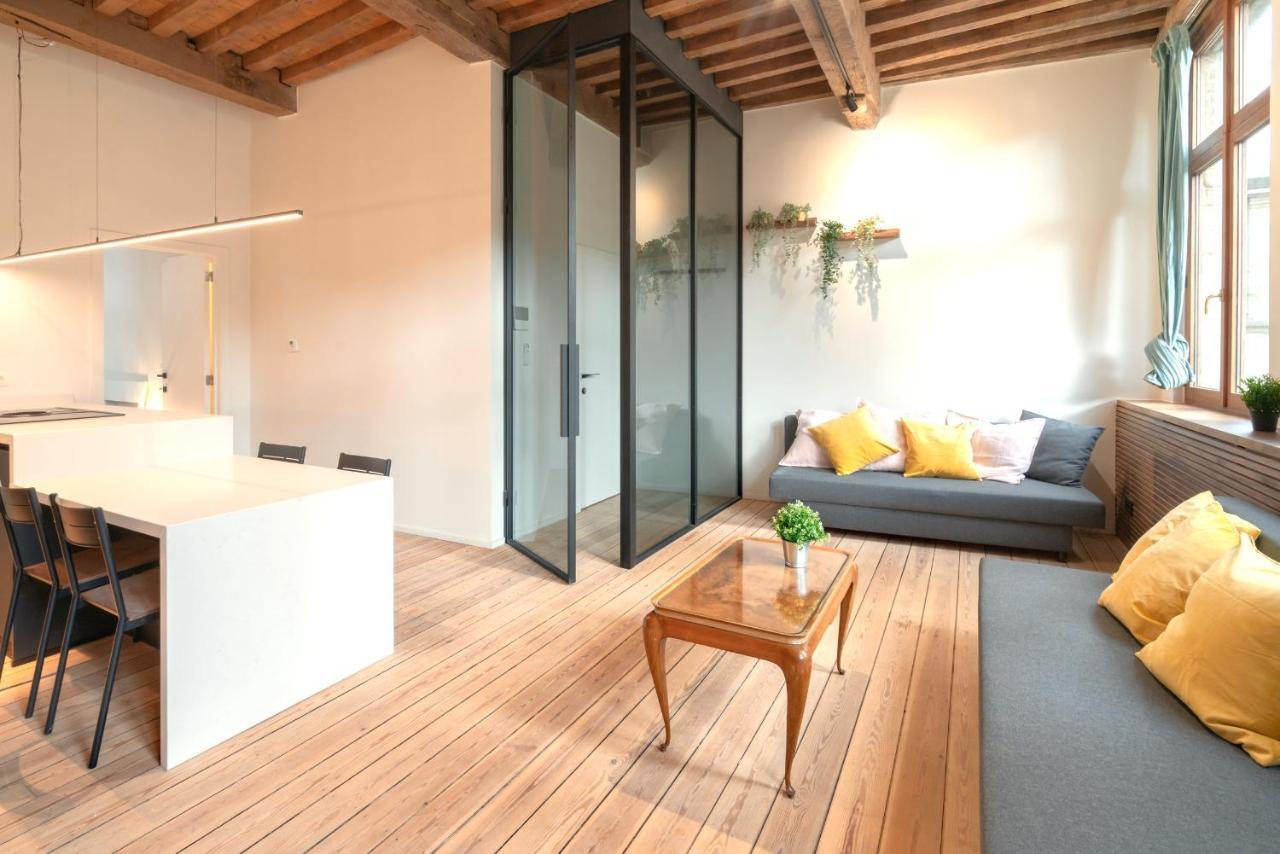 The Hendrik Square Apartments Amberes Exterior foto
