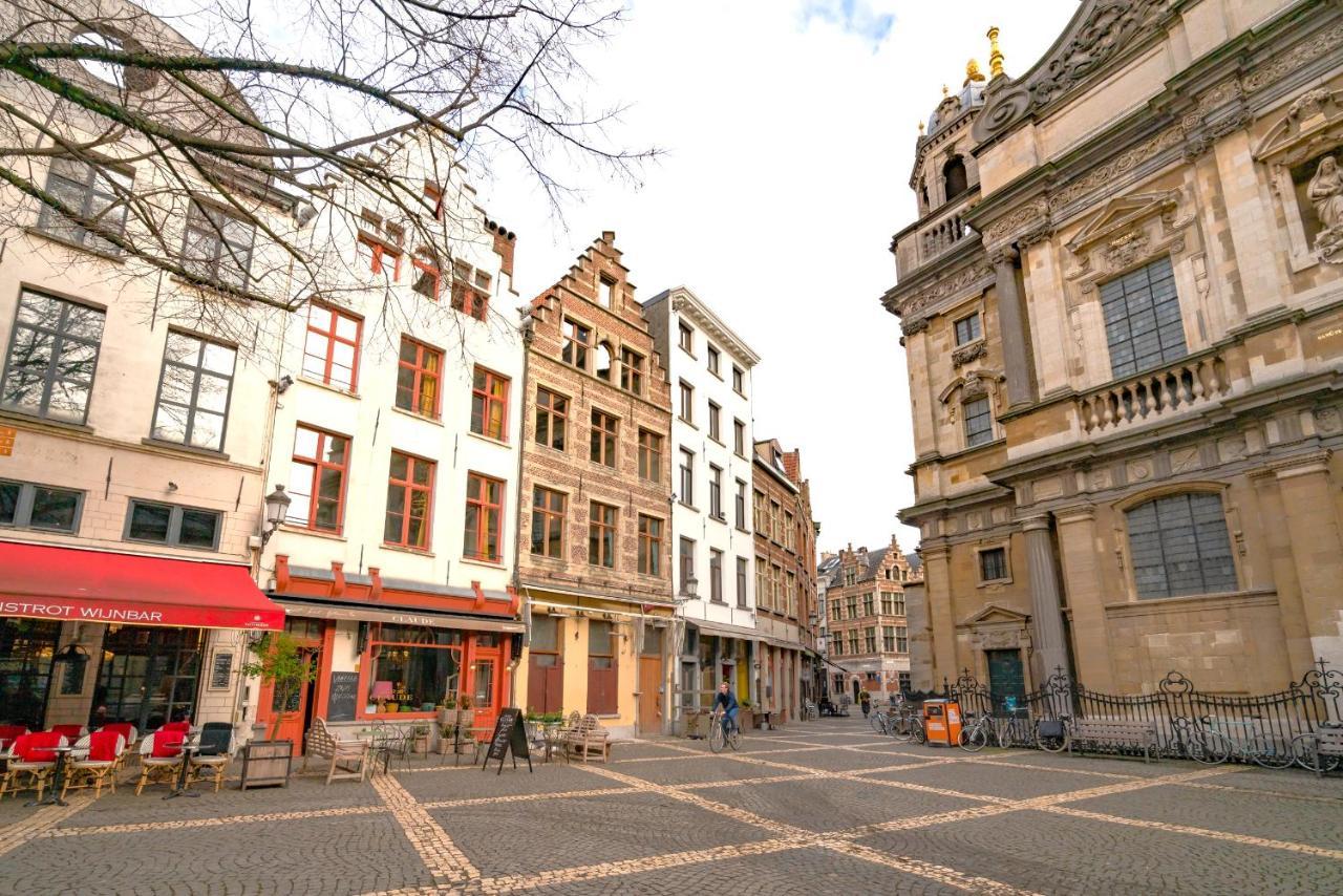 The Hendrik Square Apartments Amberes Exterior foto